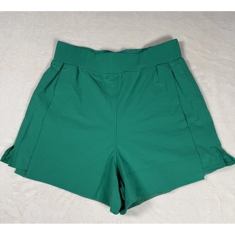 Lululemon Stretch Woven Relaxed Fit High Rise‎ Shorts Green Womens S 3.5